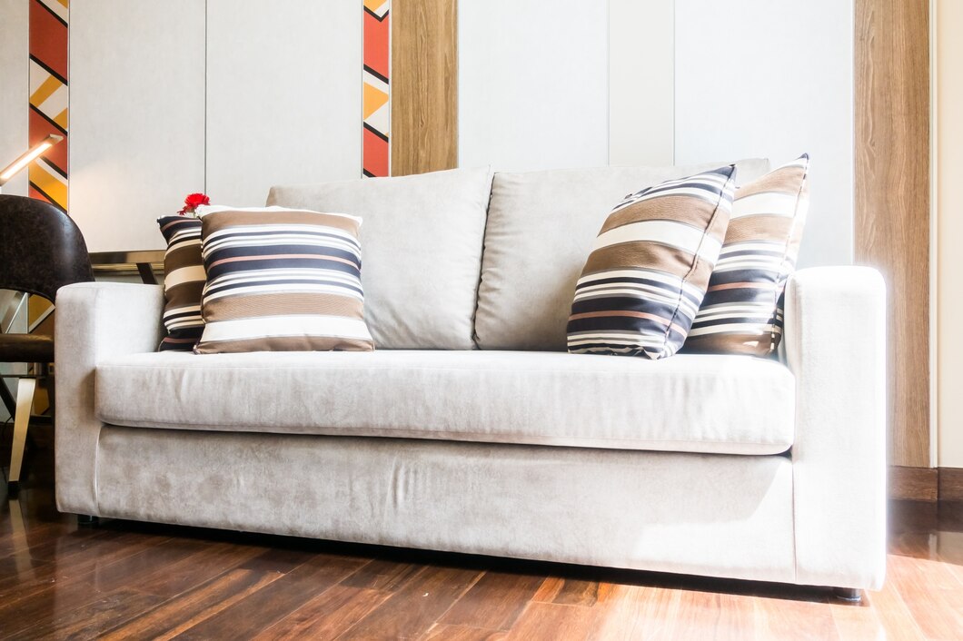couch-with-cushions_1203-735